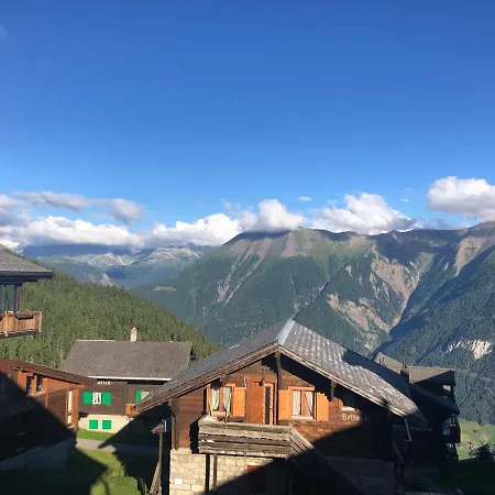 勒伯斯蒂里安酒店